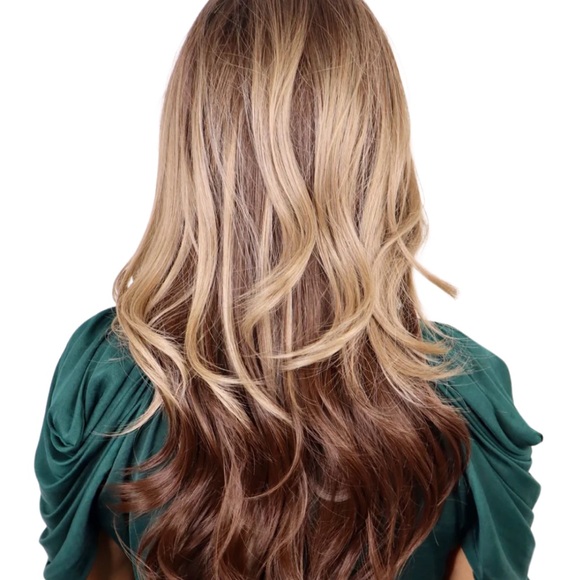 Chelsey Smith Cosmetics - Meghan Petite new with tags attached - Picture 2 of 8